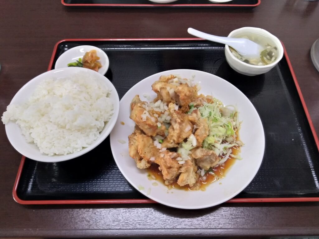 餃子太郎の油淋鶏